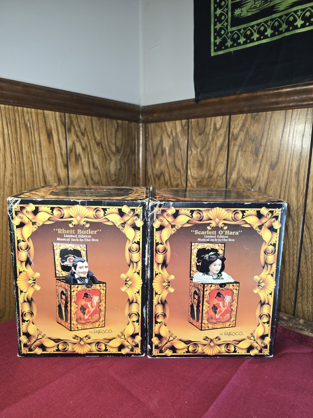 Enesco Scarlett O'Hara and Rhett Butler Musical Jack-in-the-Box Set W/COA